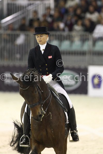 JORGENSEN_FBW DE VITO_MILANO_2011_SS3_0170.jpg